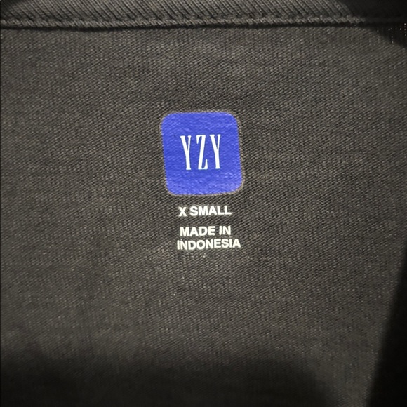 Gap Yeezy T-shirt - Picture 3 of 3